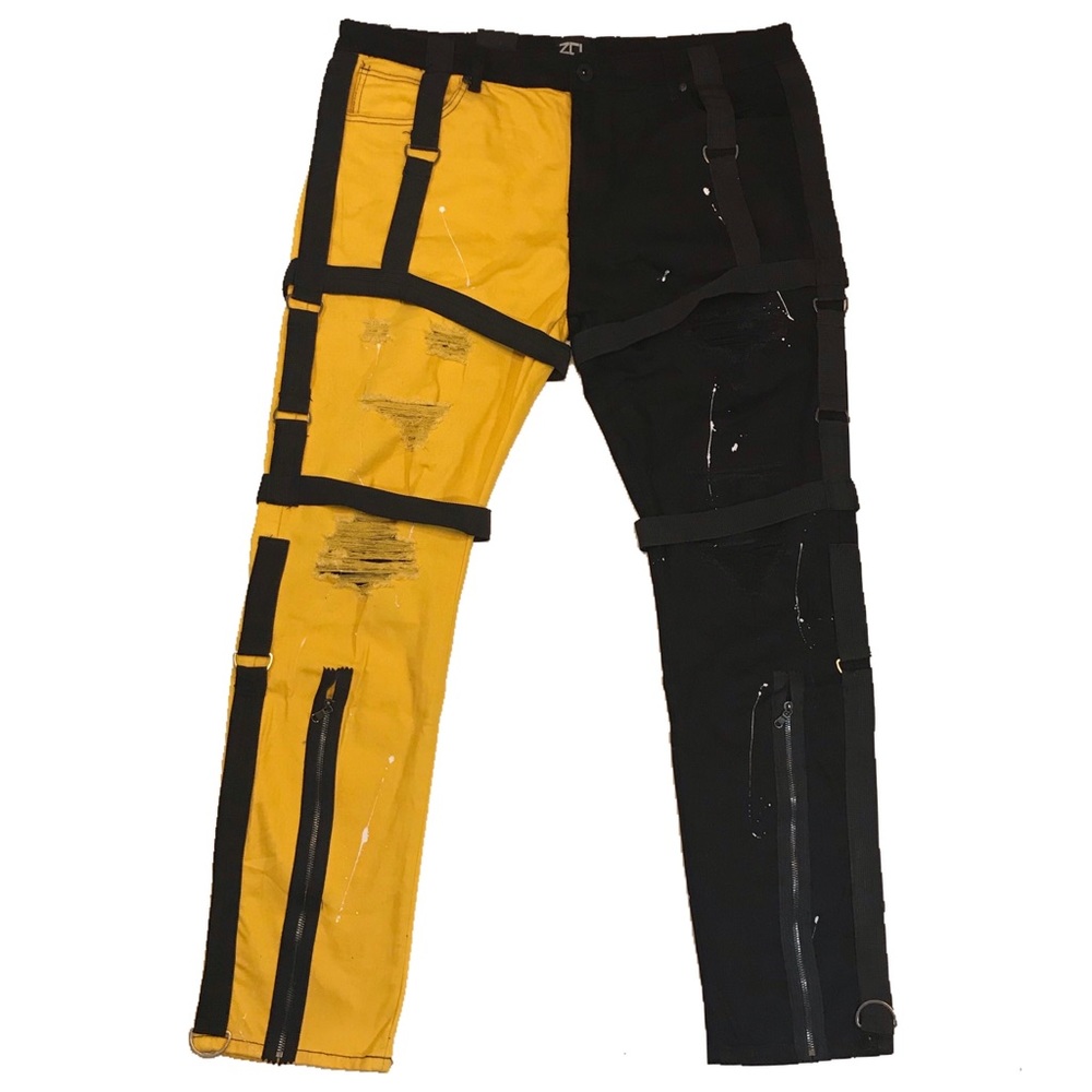 Men’s 2-toned “Strapped Up” jeans. Sizes 30, 32, 36, 38, and 40.